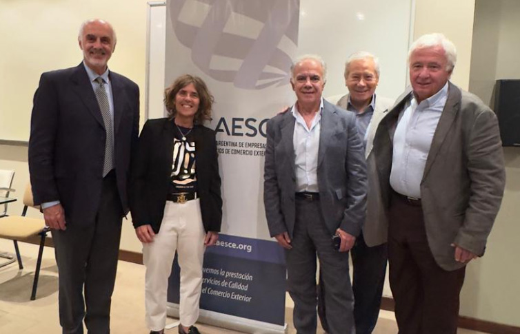 13 Nov. - Reunión mensual de socios de CAESCE